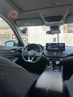 نيسان ألتيما